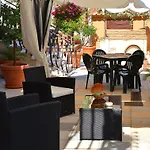 Hotel Maximo