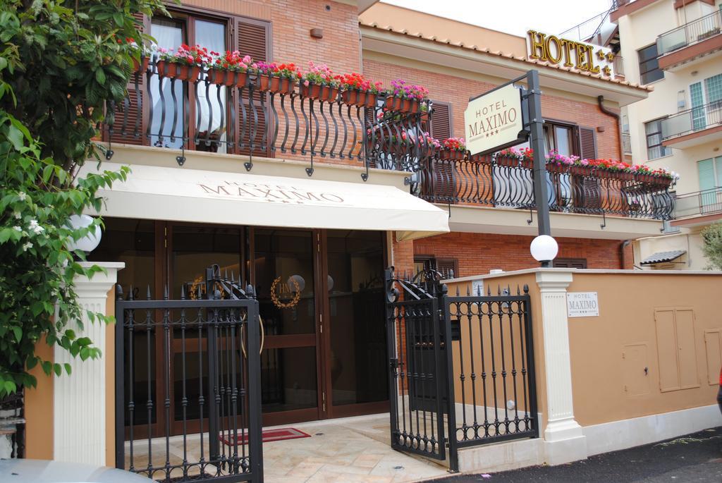 Maximo Rome