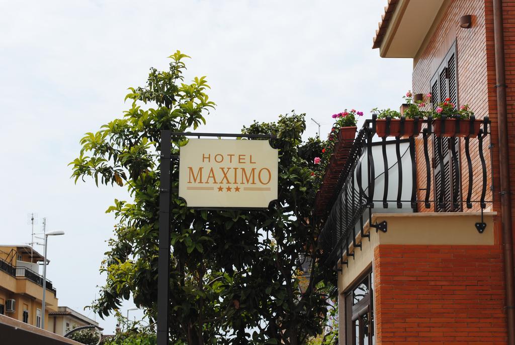 Maximo