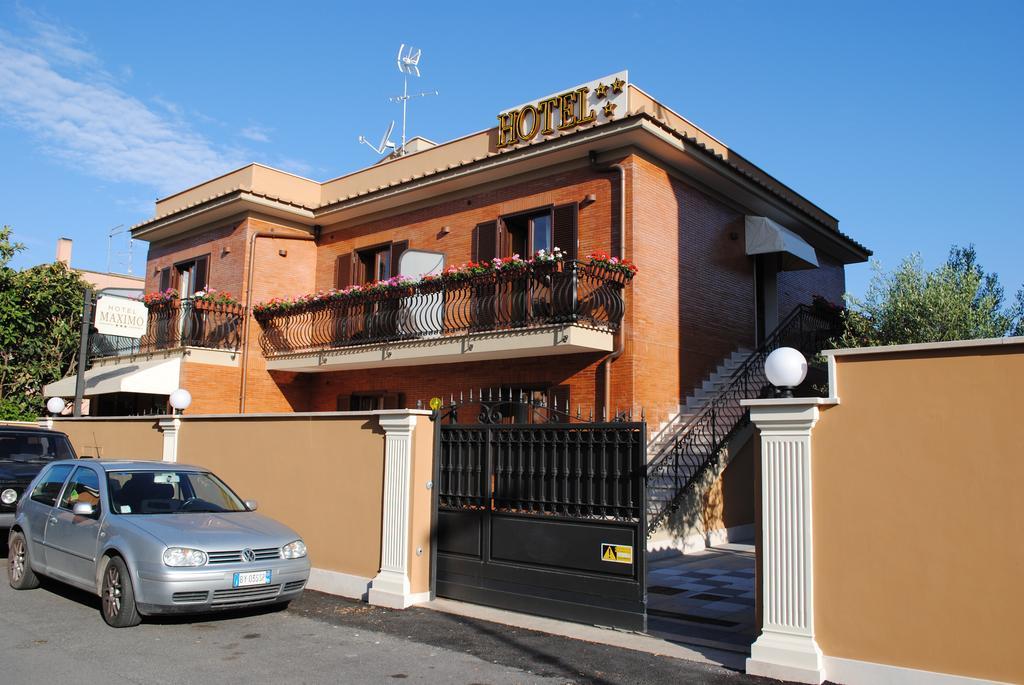 Hotel Maximo